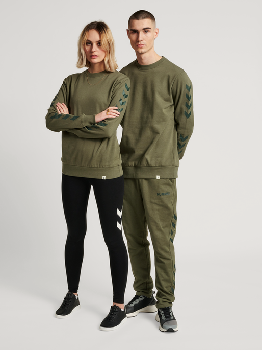 HUMMEL LEGACY CHEVRON UNISEX SWEATSHIRT