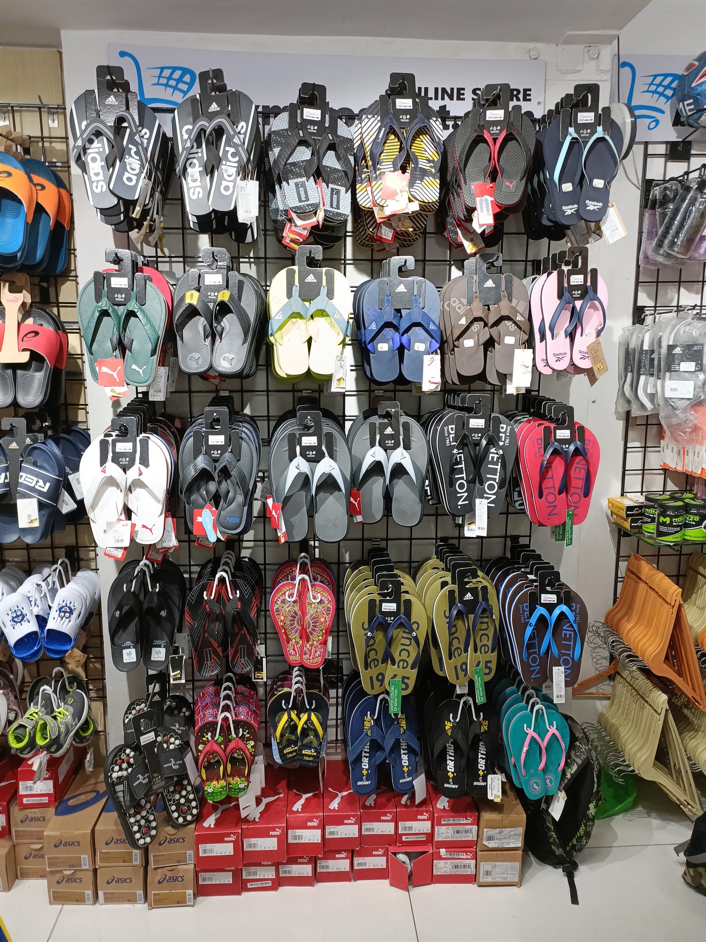 REEBOK RUSSEL FLIP - FLOP/ SLIPPER (EY2842)