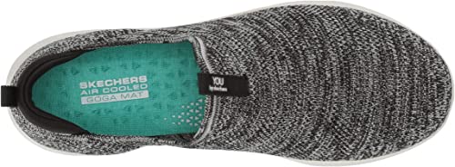 SKECHERS DYNAMIC SHOES