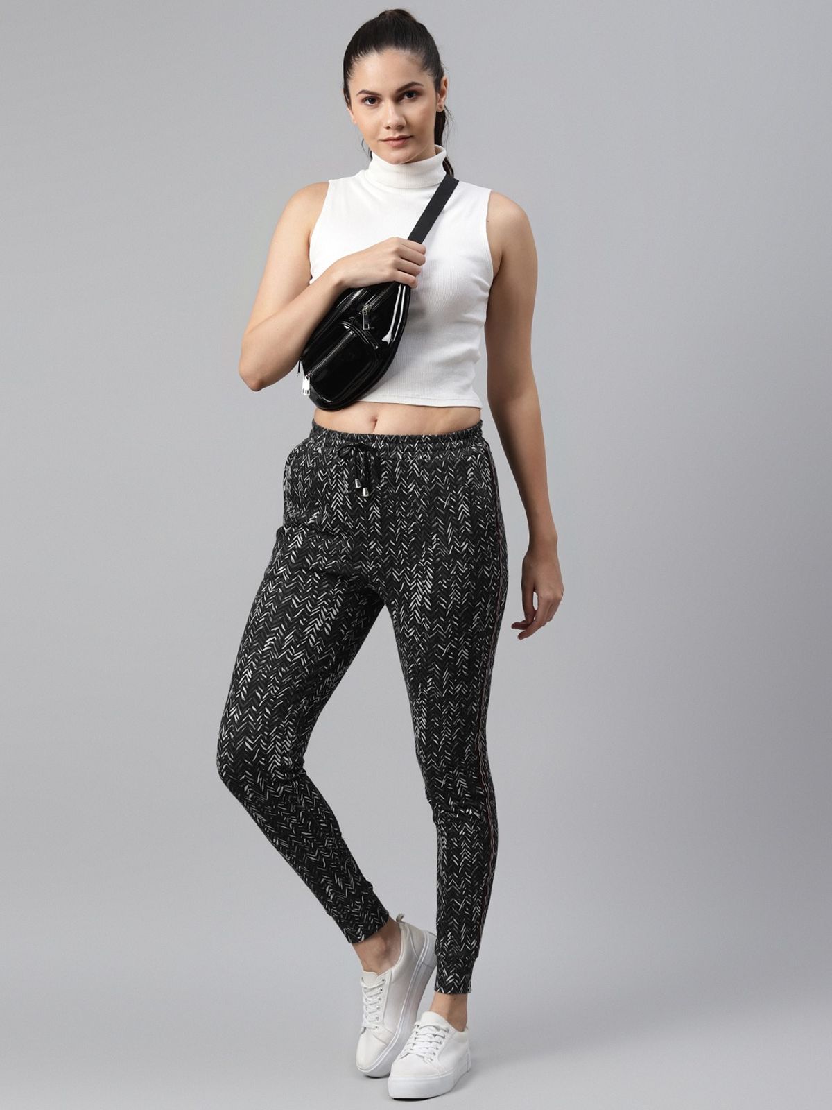 I AM FOR U CAMOUFLAGE CROPPED 10261