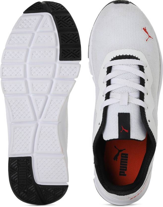 PUMA HUSTLE SHOES (38692206)