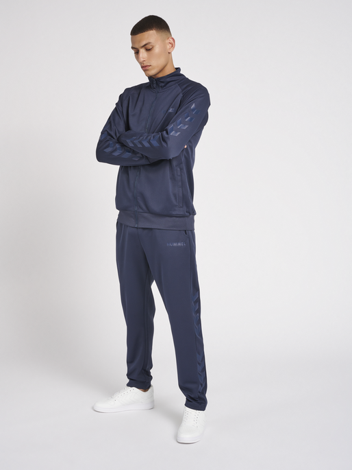 HUMMEL  POLY  TAPERED  TRACKPANT