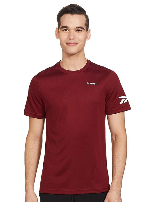 REEBOK  CLASIC FIT  TSHIRT  (GQ8804)