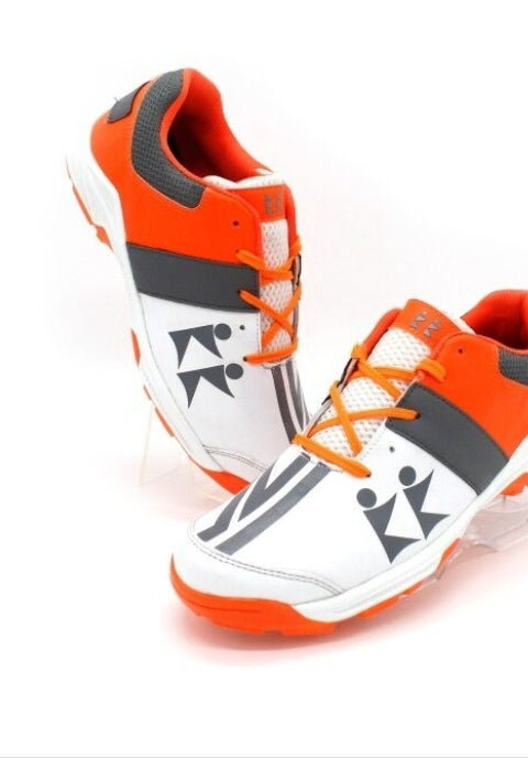 KONEX  CRICKET  SHOES