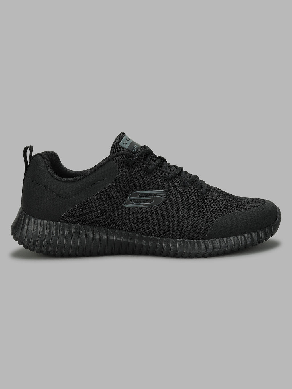 SIZE  9